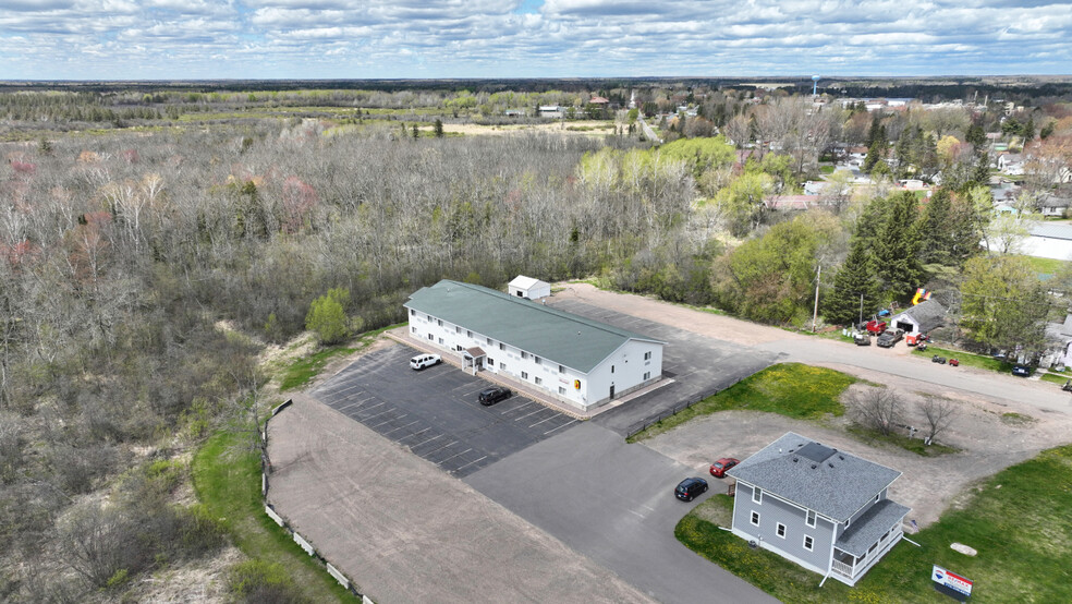 More Photos Of 726 S Lake Ave, Phillips Hotel For Sale