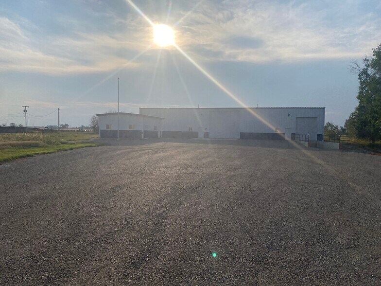 More Photos Of 3449 Business 15, Conrad Distribution For Sale