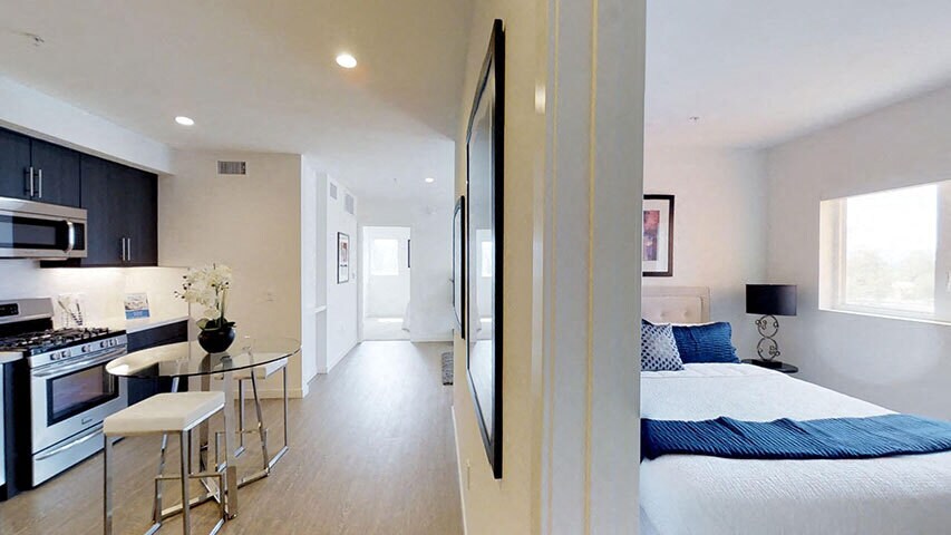 More Photos Of 11405 Chandler Blvd, North Hollywood Apartments For Sale
