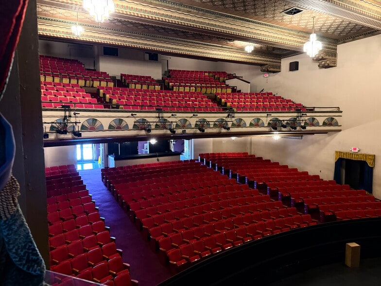 More Photos Of 200 N 11th St, Fort Smith Religious Facility For Sale