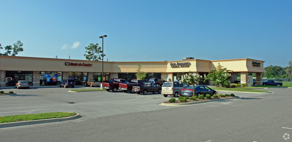 More Photos Of 3385 Schillinger Rd N, Semmes Unknown For Lease