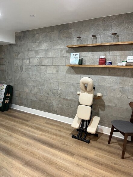 More Photos Of 1542 4TH St, Sarasota Storefront Retail Office For Lease