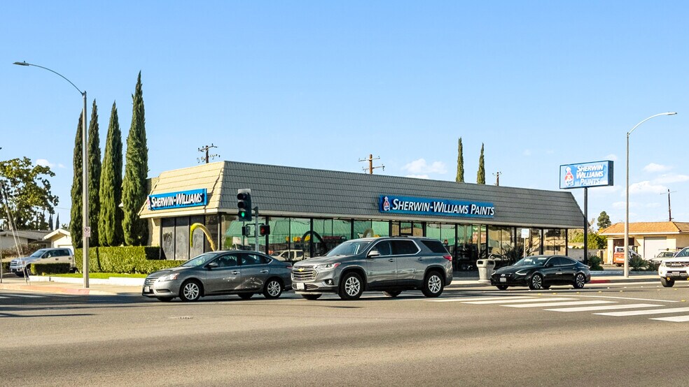 More Photos Of 517 S Euclid St, Anaheim Freestanding For Sale
