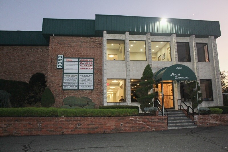 More Photos Of 3200 Sunset Ave, Ocean Medical For Lease
