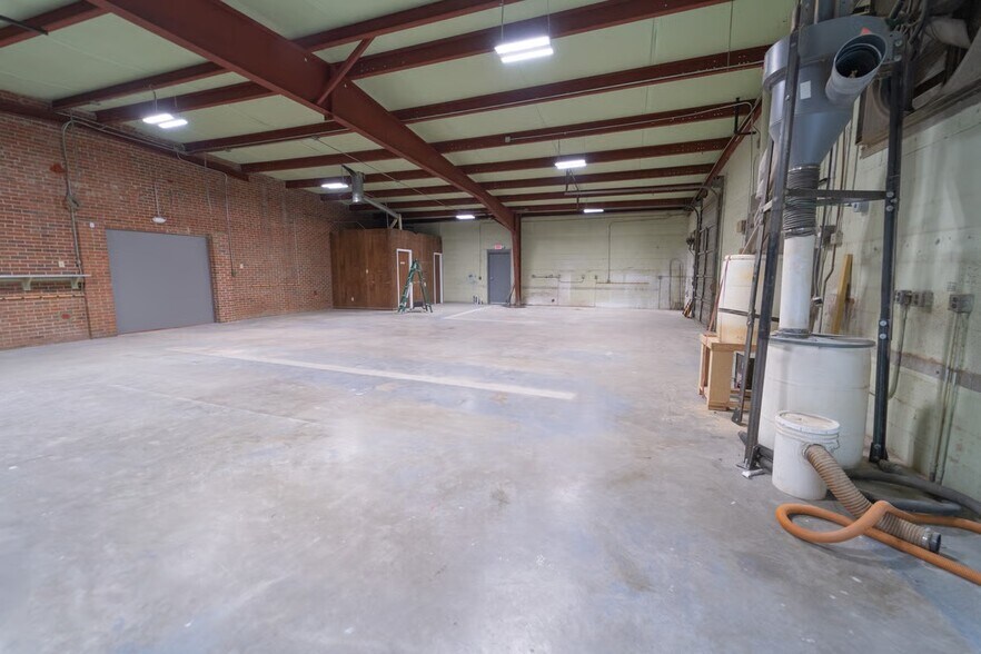More Photos Of 1002 Walton Way, Augusta Research And Development For Sale