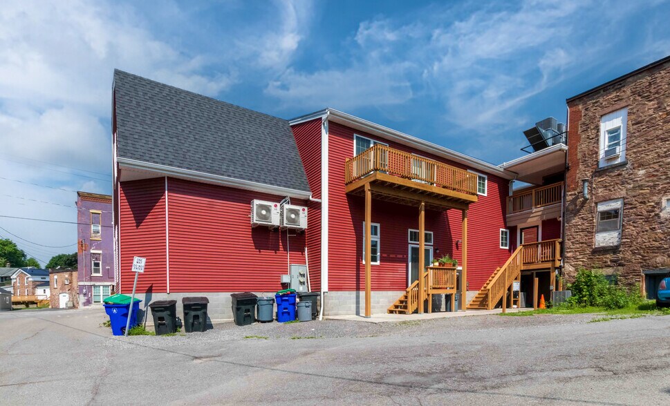 More Photos Of 1 Public Sq, Holley Apartments For Sale