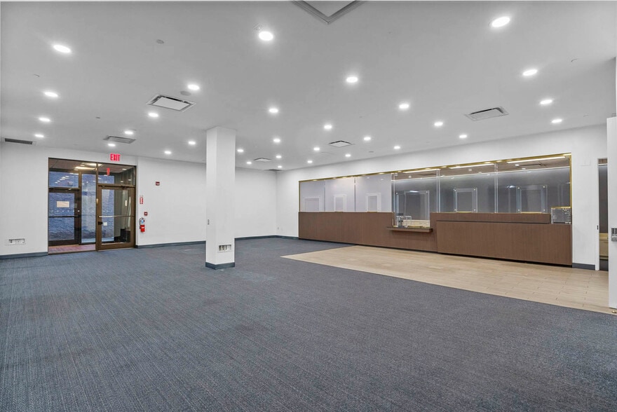 More Photos Of 288 N Broad St, Elizabeth Office For Lease