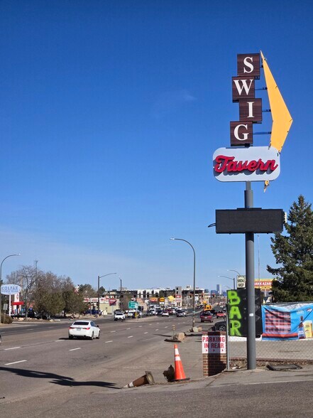 More Photos Of 11810 W Colfax Ave, Lakewood Restaurant For Sale