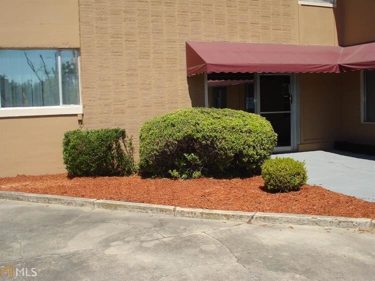 More Photos Of 7 S Duval St, Claxton Freestanding For Sale