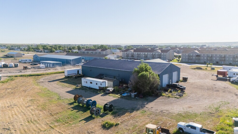 More Photos Of 4319 16th Ave W, Williston Industrial For Lease