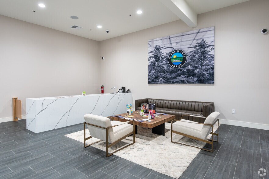 More Photos Of 3401 W Monte Vista Ave, Turlock Restaurant For Sale