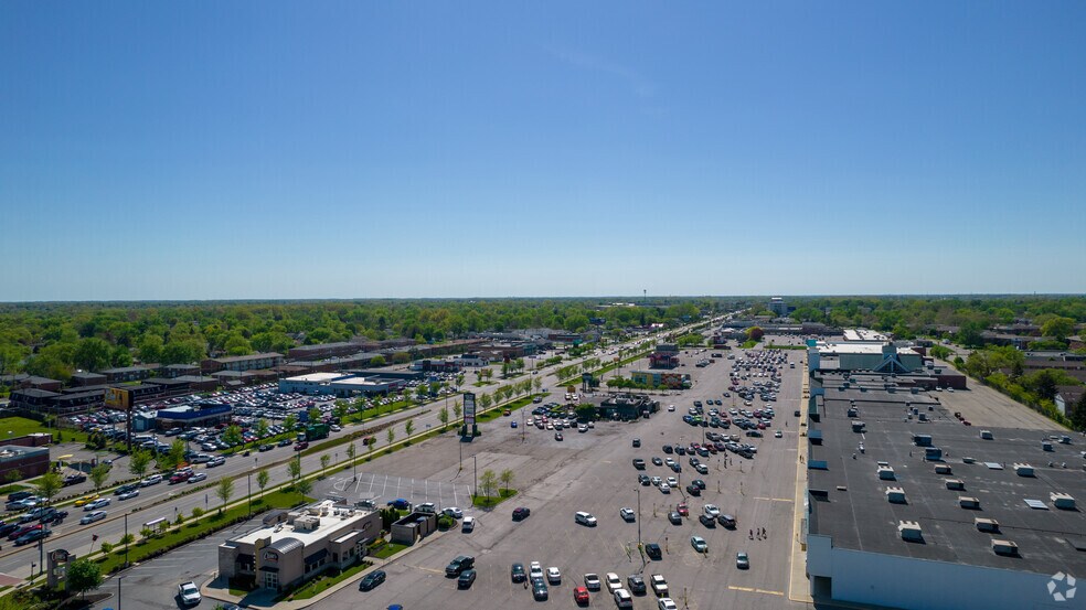 More Photos Of 50 Old Village Rd, Columbus Office For Lease