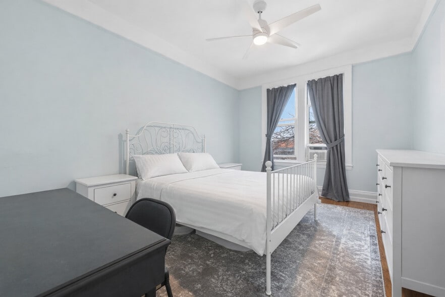 More Photos Of 1840 21st Dr, Astoria Apartments For Sale