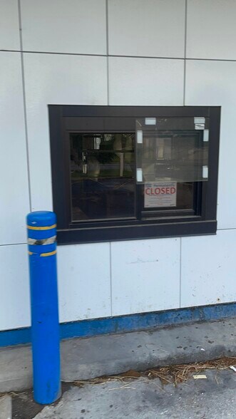 More Photos Of 17431 Dix Rd, Melvindale Fast Food For Lease