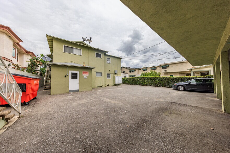 More Photos Of 650 W Wilson Ave, Glendale Apartments For Sale
