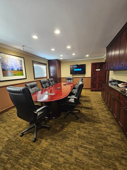 More Photos Of 1334 Chorro St, San Luis Obispo Office For Sale