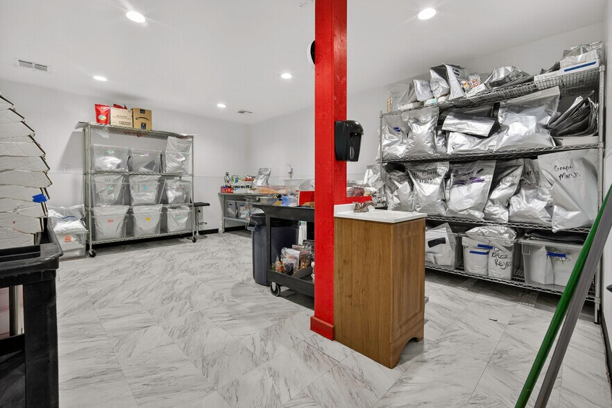 More Photos Of 9064 S Highway 77, Noble Food Processing For Sale