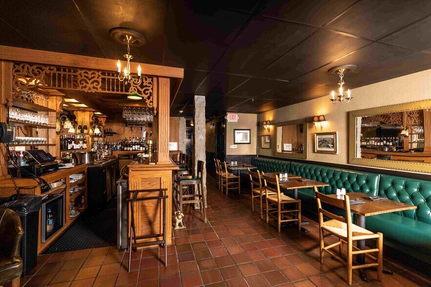 More Photos Of 121 E Main St, Searsport Hospitality For Sale