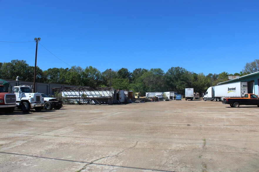 More Photos Of 457 Us-49 S, Jackson Warehouse For Lease
