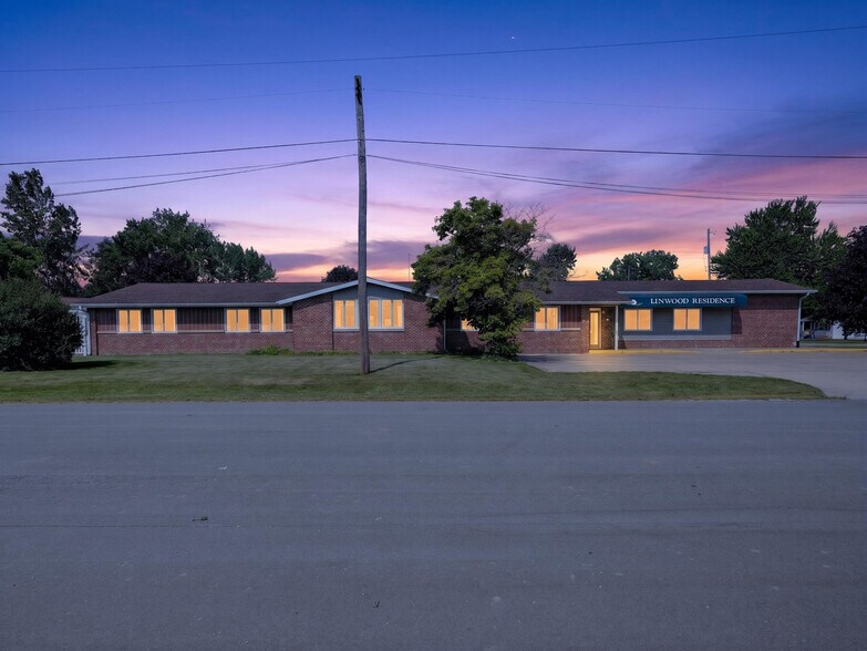 More Photos Of 200 S 4th St, Kawkawlin Assisted Living For Sale