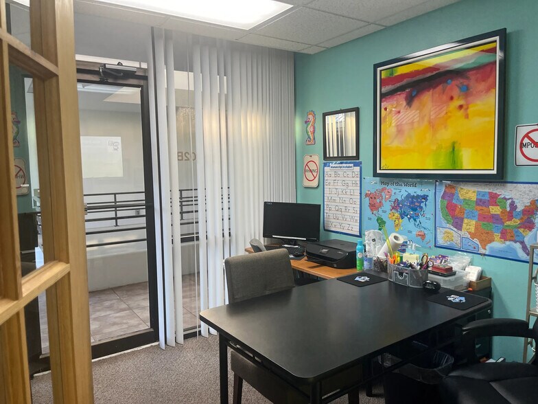 More Photos Of 2477 Stickney Point Rd, Sarasota Office For Sale