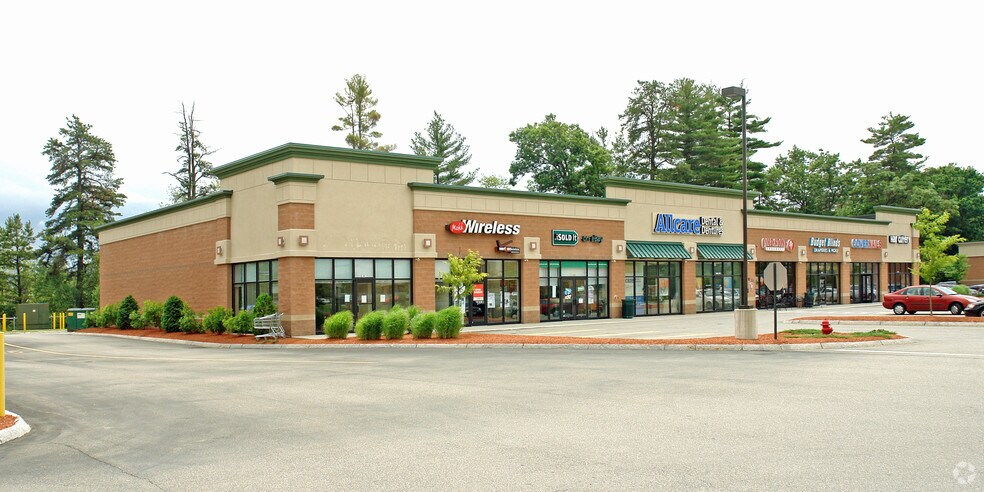 More Photos Of 2 Cellu Dr, Nashua Storefront For Lease