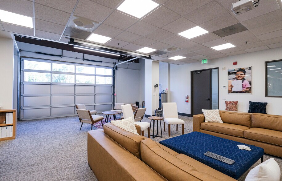 More Photos Of 6500 Hollister Ave, Goleta Office Residential For Lease