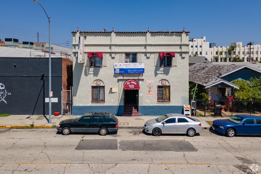 More Photos Of 1042 N Wilcox Ave, Los Angeles Hotel For Lease
