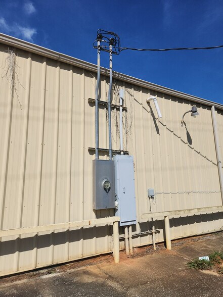 More Photos Of 13115 N Wintzell Ave, Bayou La Batre Freestanding For Sale