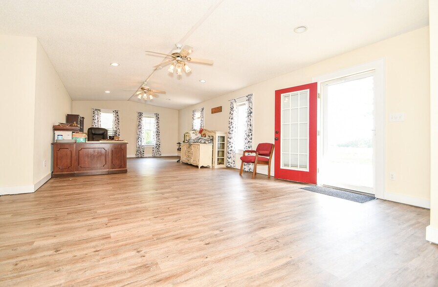 More Photos Of 1814 Highway 601 N, Pageland Industrial For Sale