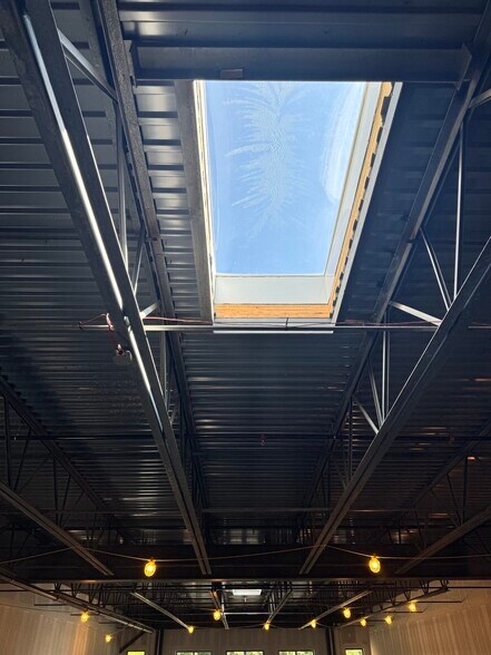 More Photos Of 42 Industrial Park Rd, Saco Office For Lease