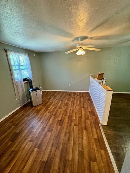 More Photos Of 4166 U.S. 40 hwy, Claysville Restaurant For Sale