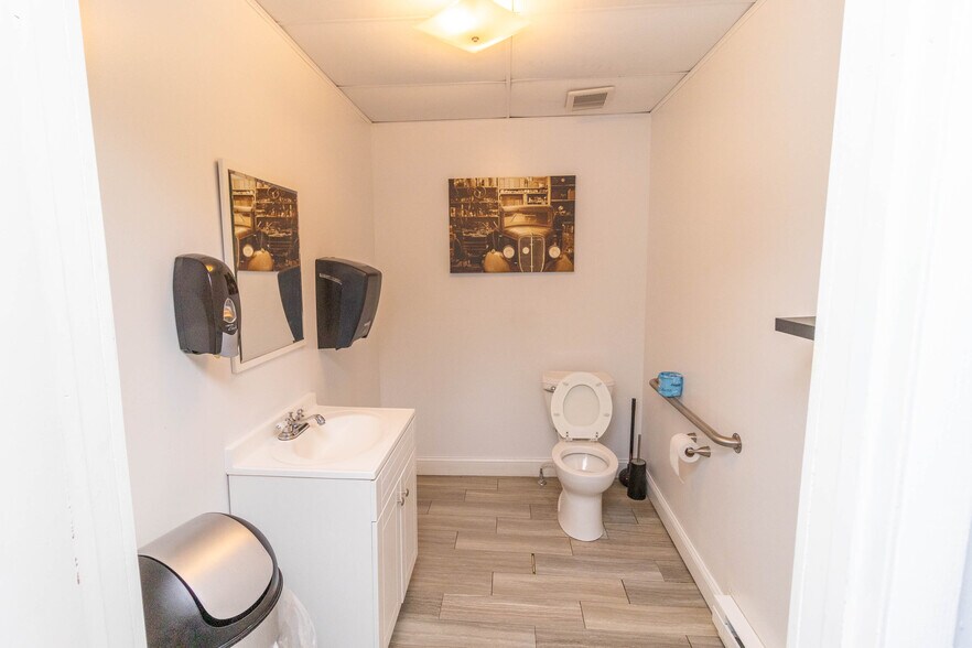 More Photos Of Rt 5 S, Fort Plain Restaurant For Sale