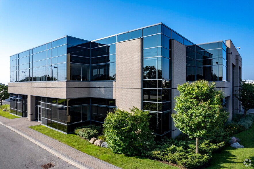 Primary Photo Of 2295 Bristol Cir, Oakville Office For Lease