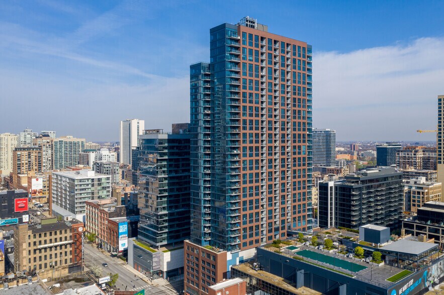 More Photos Of 637-643 N Wells St, Chicago Apartments For Lease