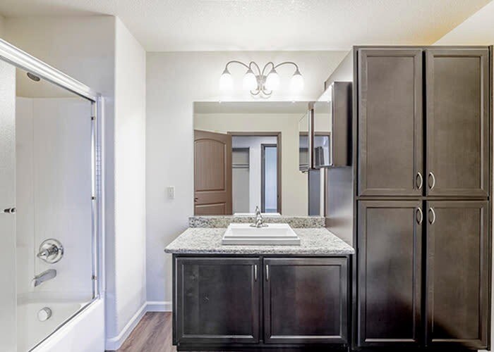 More Photos Of 1520 16th St, Sacramento Apartments For Lease