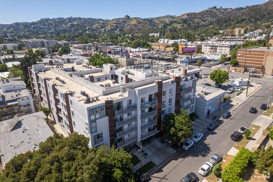 More Photos Of 1443 N Fuller Ave, Los Angeles Apartments For Sale