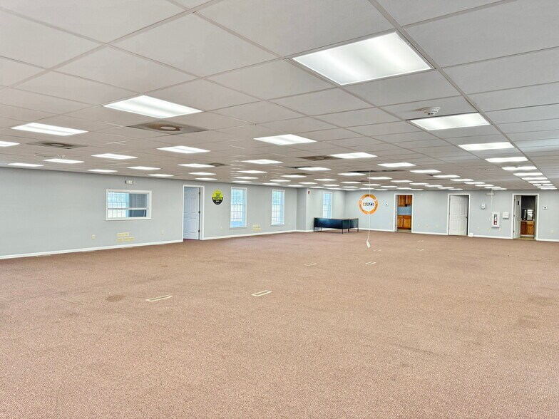 More Photos Of 18119 N Sussex Hwy, Bridgeville Office For Sale