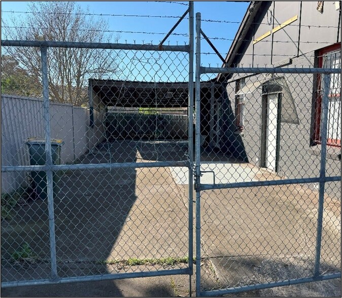 More Photos Of 213 Bay St, Brighton-Le-Sands Office For Lease