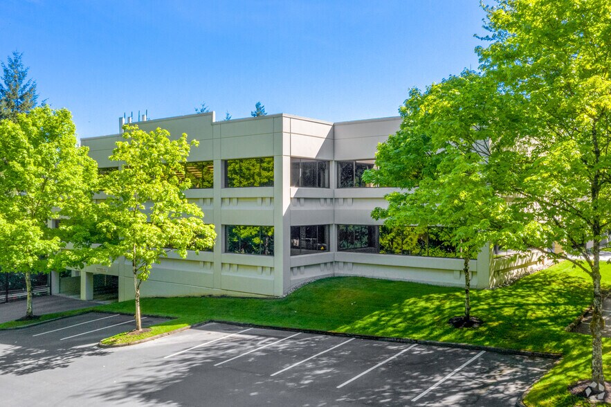More Photos Of 3005 112th Ave NE, Bellevue Office For Lease