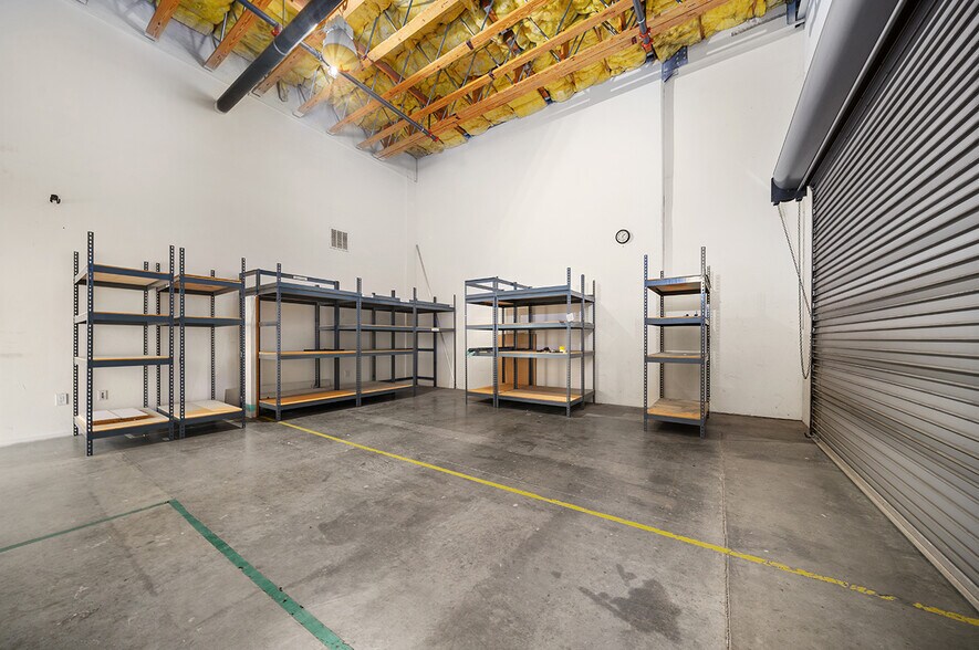 More Photos Of 1773 W San Bernardino Rd, West Covina Warehouse For Lease