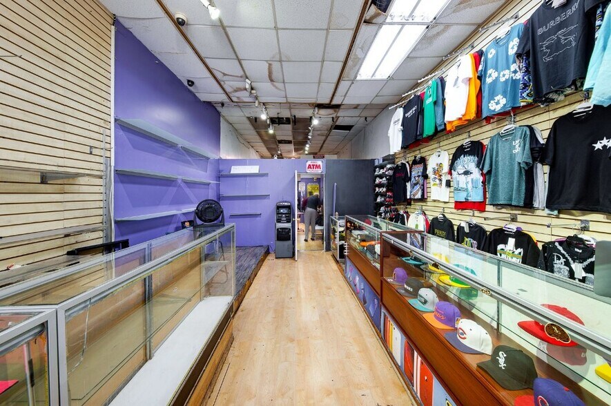 More Photos Of 472 Fulton St, Brooklyn Storefront Retail Office For Lease