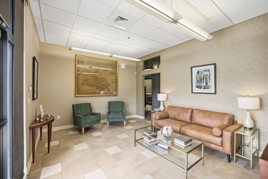 More Photos Of 68031 Capital Trace Row, Mandeville Office For Sale