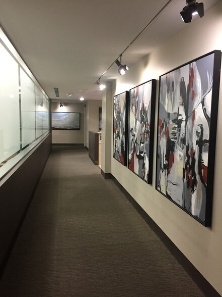 More Photos Of 620 Richmond St, London Office For Lease
