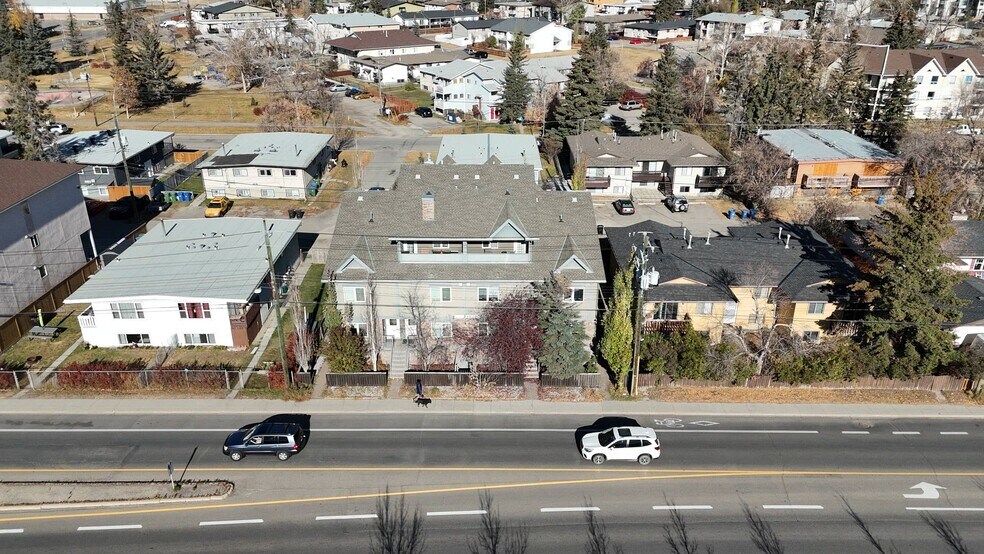 Primary Photo Of 7714-7716 Bowness Rd NW, Calgary Apartments For Sale