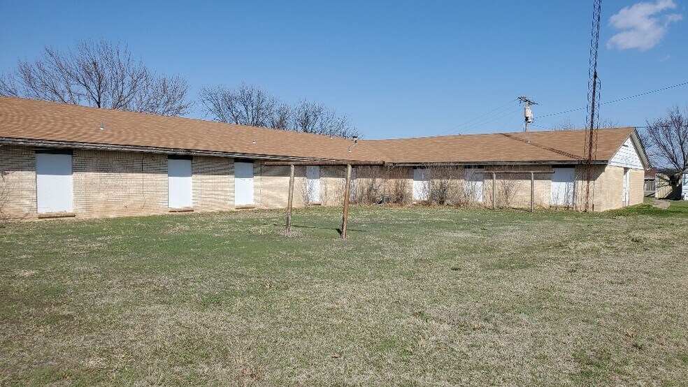 More Photos Of 600 E California Ave, Walters Congregate Senior Housing For Sale