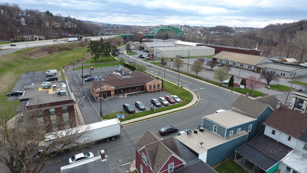 More Photos Of 80 Broad St, Phillipsburg Office Residential For Sale