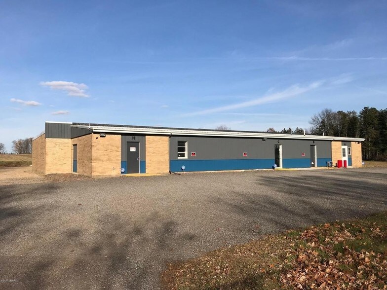 More Photos Of 2565 111th Ave, Allegan Office For Sale