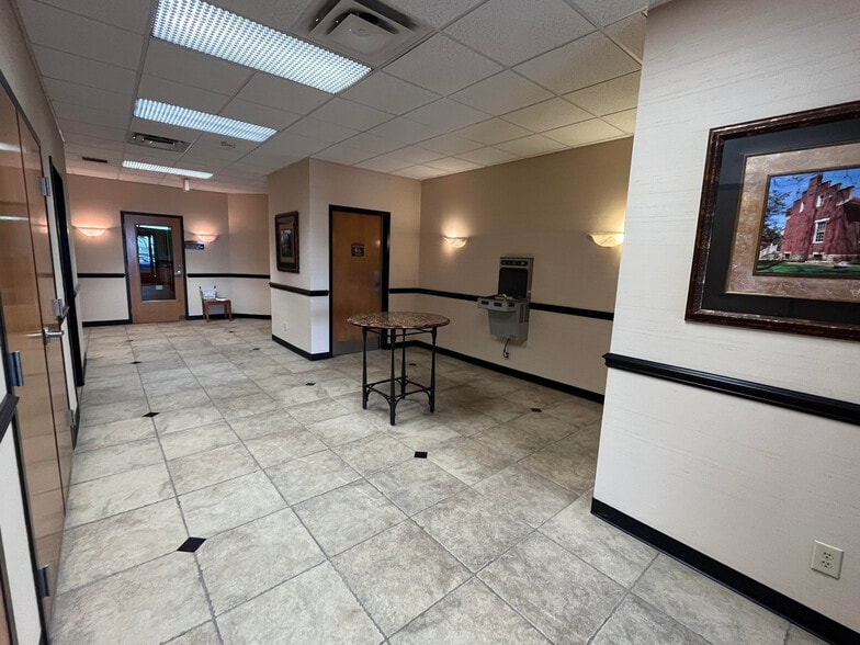 More Photos Of 342 Cool Springs Blvd, Franklin Medical For Lease