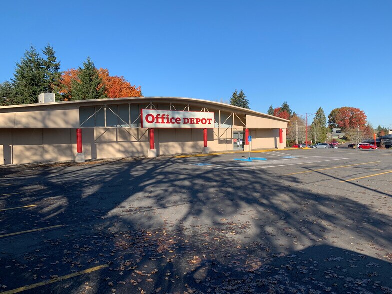 More Photos Of 2945 Liberty Rd S, Salem Freestanding For Sale